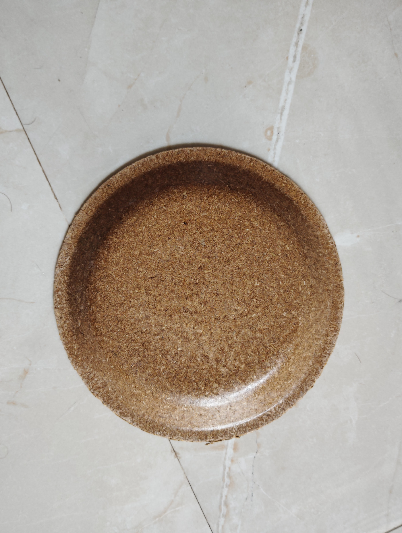 Natural fibre plate